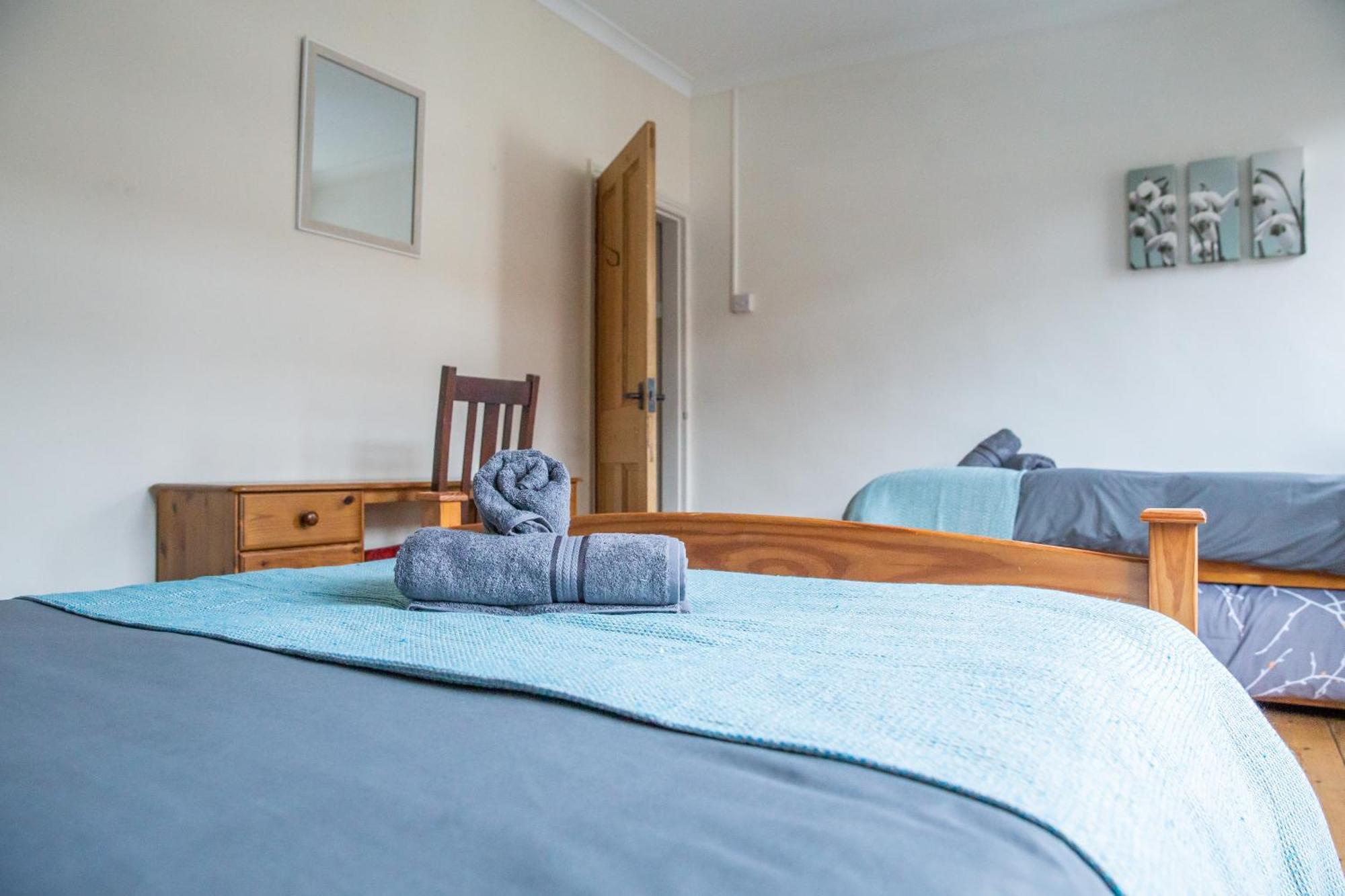 I'M Your Host - Westcotes Stay Leicester Room photo
